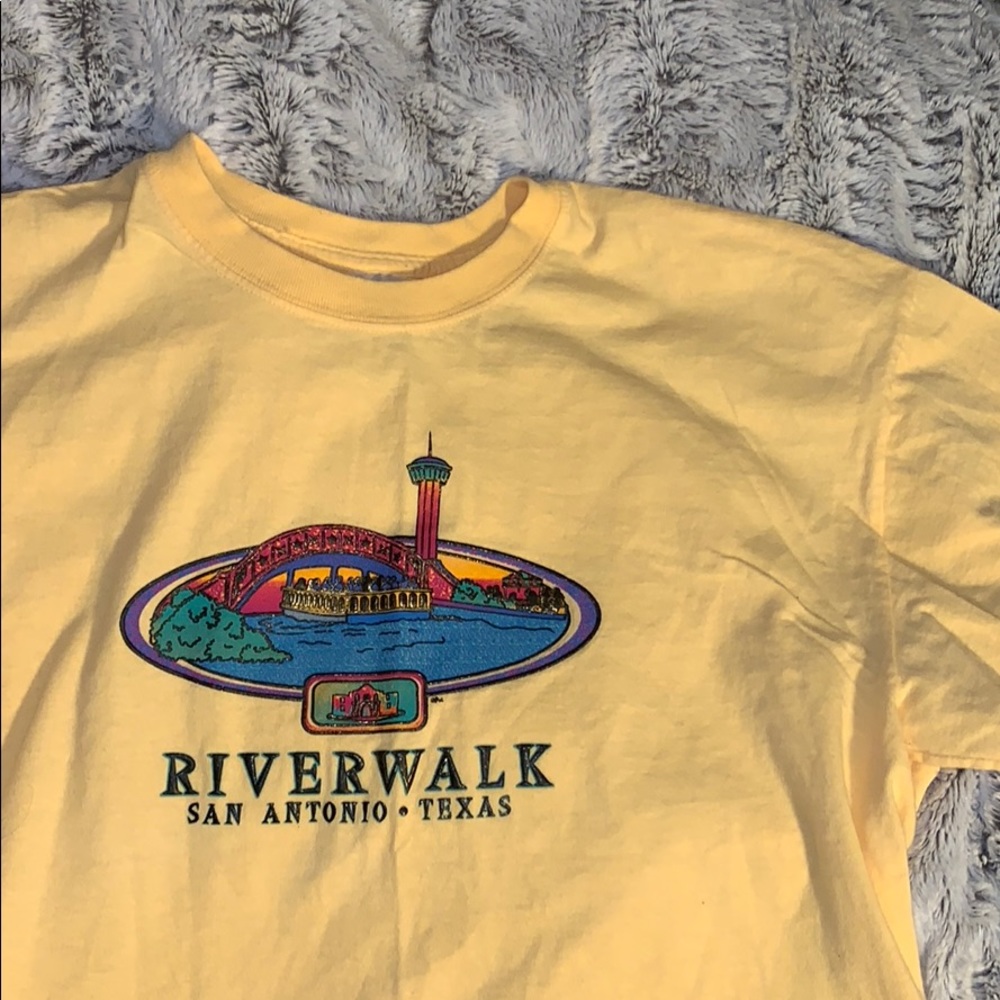 Vintage Tourist Tee🏝💛